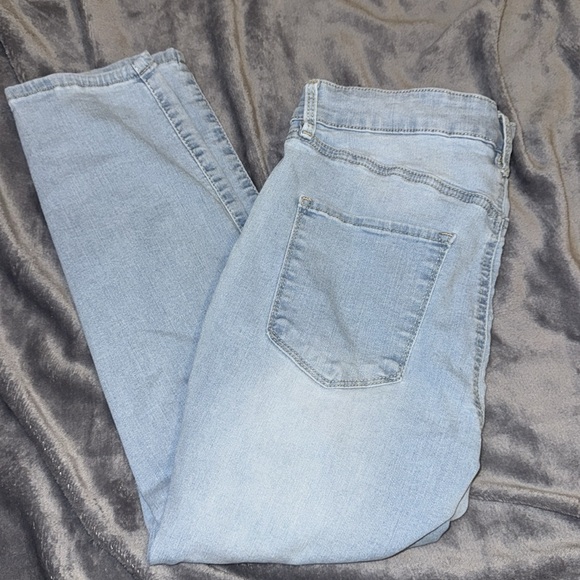 Rue 21 Skinny Jeans 12 Short Light Blue - Picture 6 of 6